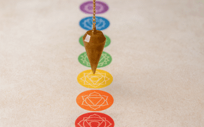 Cómo usar un péndulo para equilibrar los chakras